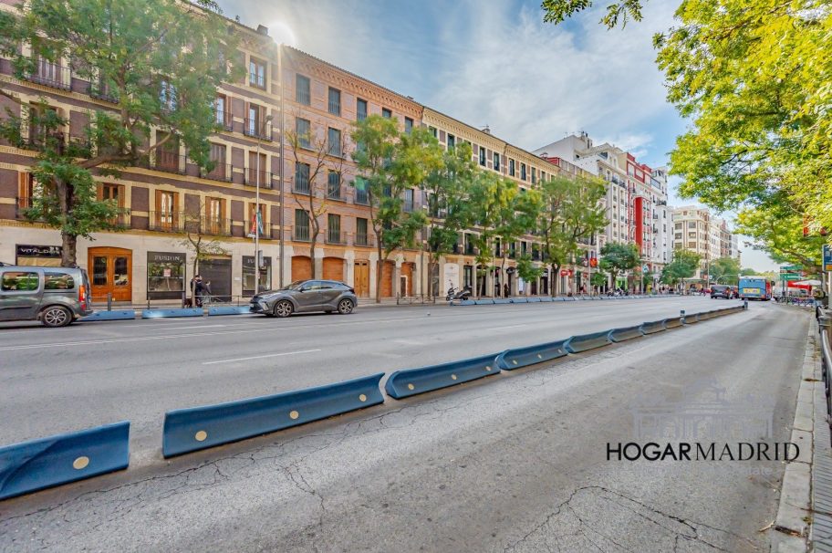 Luminoso, en excelente estado