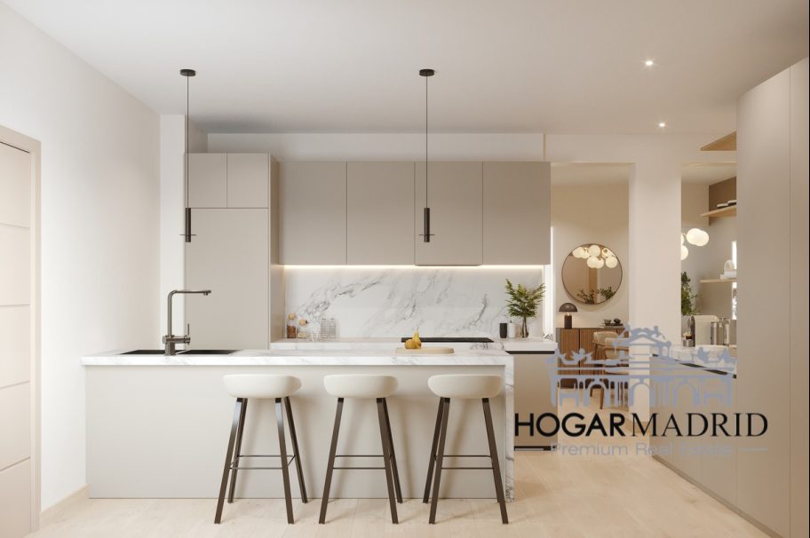 Apartamento de lujo a estrenar, con despacho