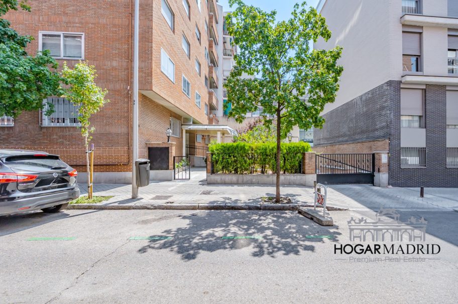 Alto, completamente exterior, excelentes vistas