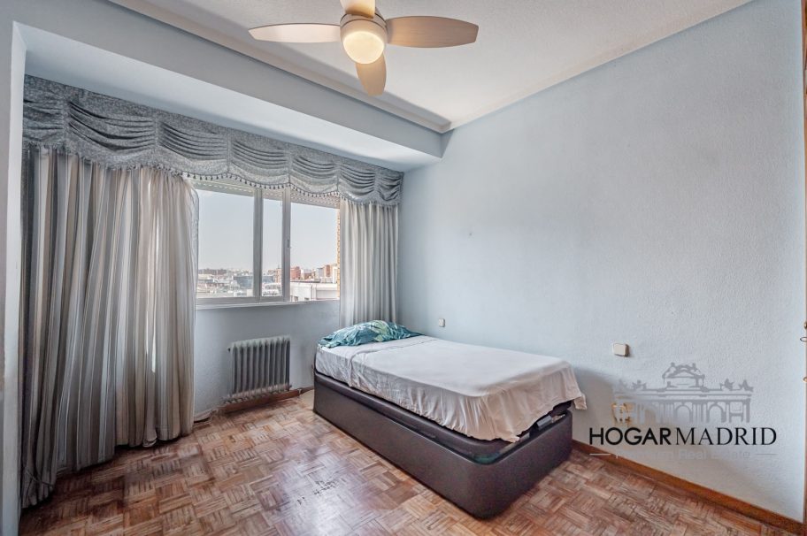 Alto, completamente exterior, excelentes vistas