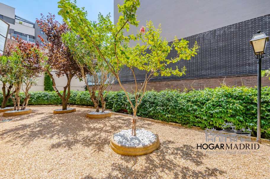 Alto, completamente exterior, excelentes vistas