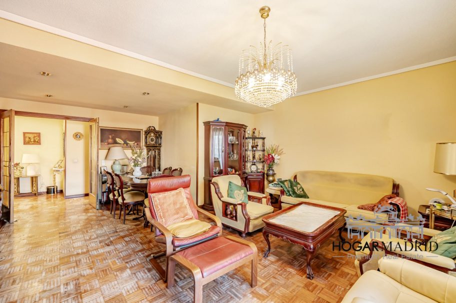 Alto, completamente exterior, excelentes vistas