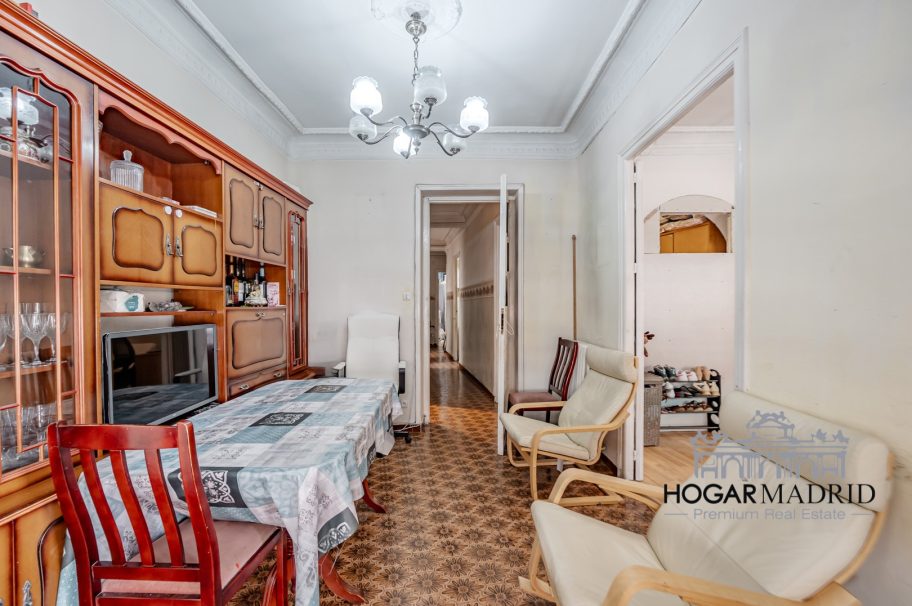 Edificio clásico, mirador