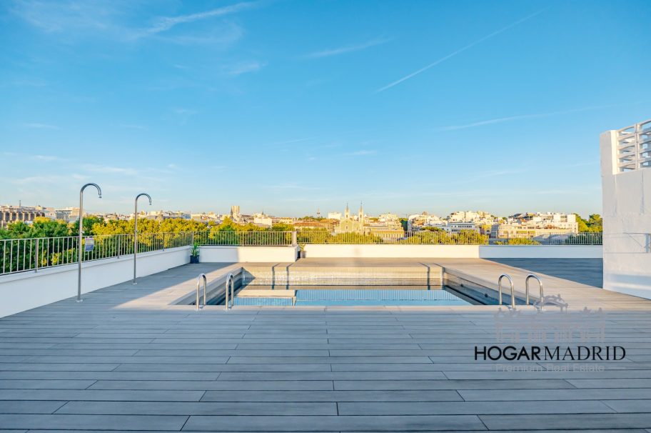 Apartamento, piscina comunitaria en la azotea 