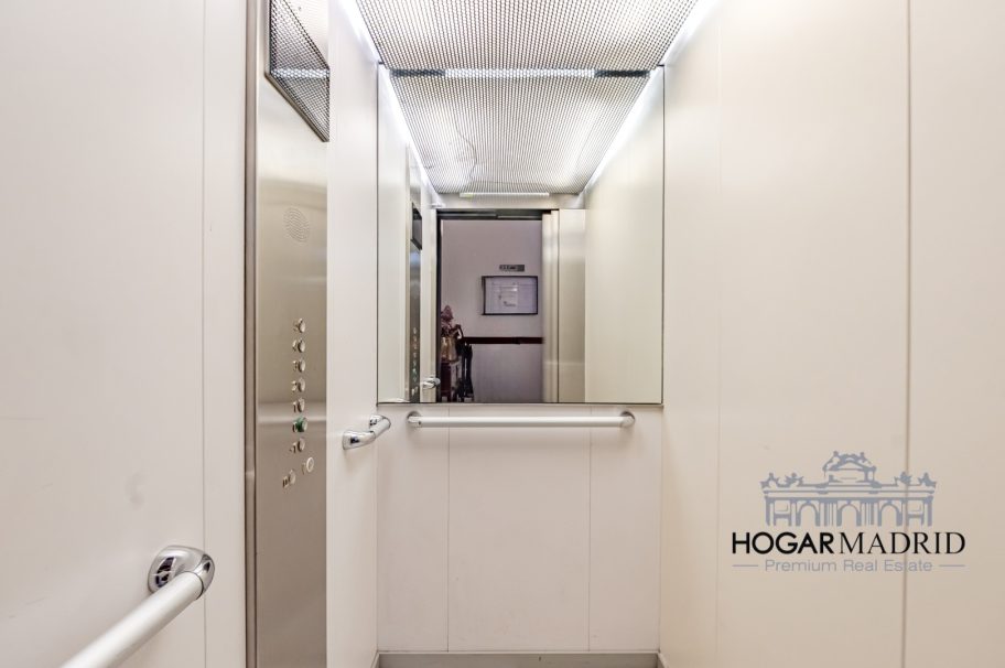 Luminoso, en excelente estado