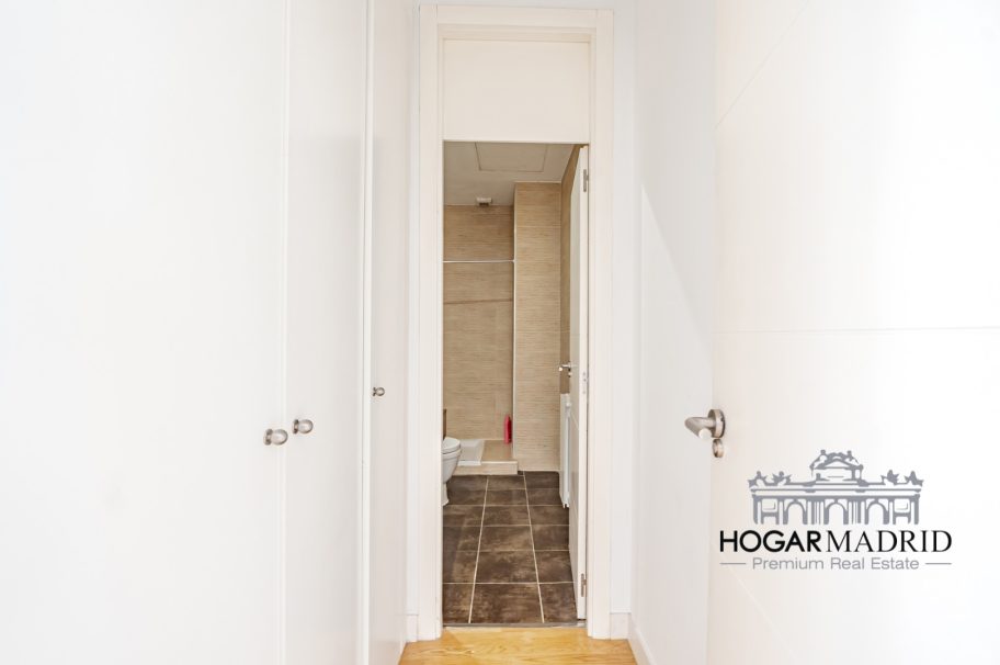 Luminoso, en excelente estado