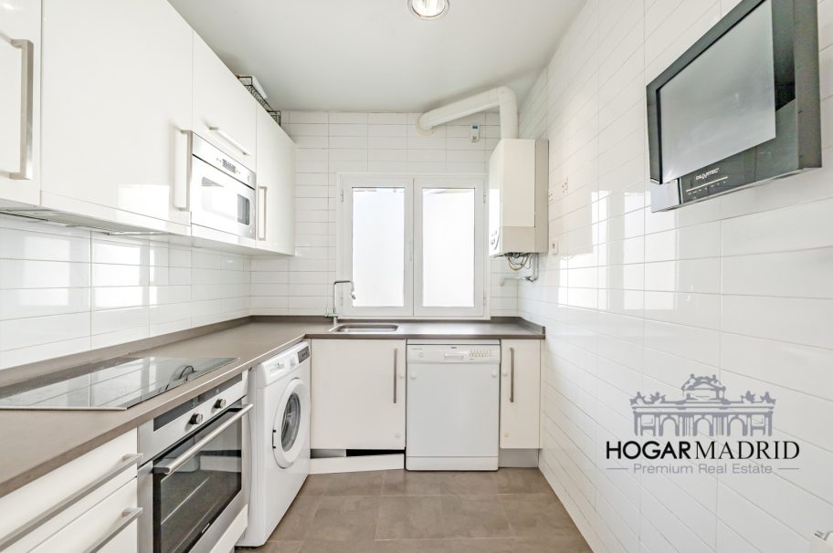 Luminoso, en excelente estado