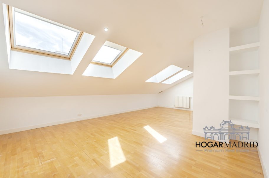 Luminoso, en excelente estado