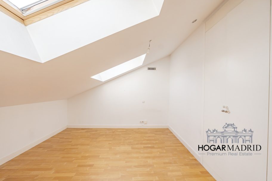 Luminoso, en excelente estado