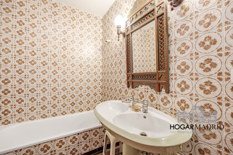 Milla de Oro, con garaje en finca