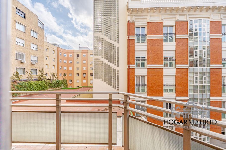 Milla de Oro, con garaje en finca