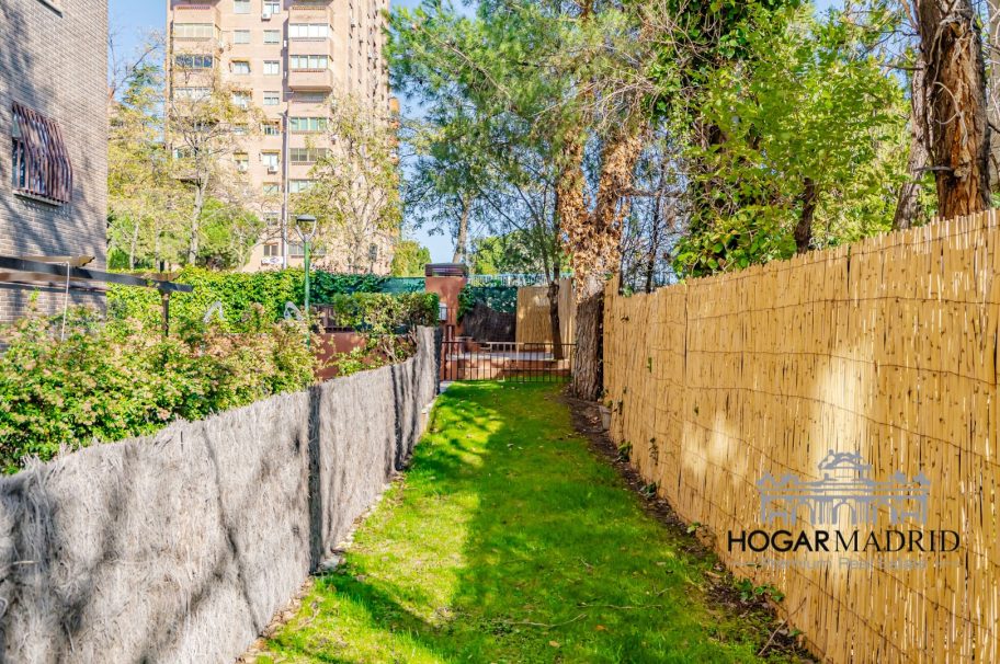 Alto, excelentes vistas, garaje