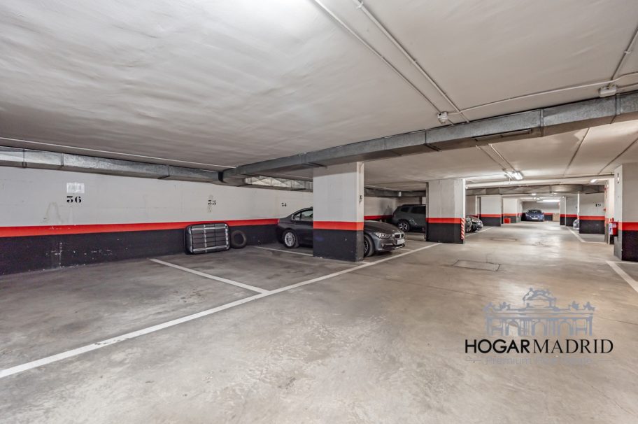 Alto, excelentes vistas, garaje