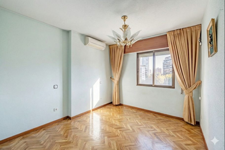 Alto, excelentes vistas, garaje