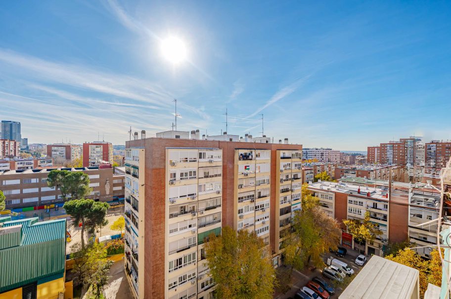 Piso con impresionantes vistas en el Barrio del Pilar