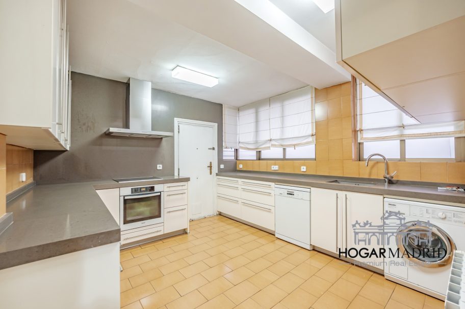 Almagro, con garaje y terraza