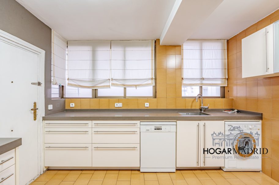 Almagro, con garaje y terraza