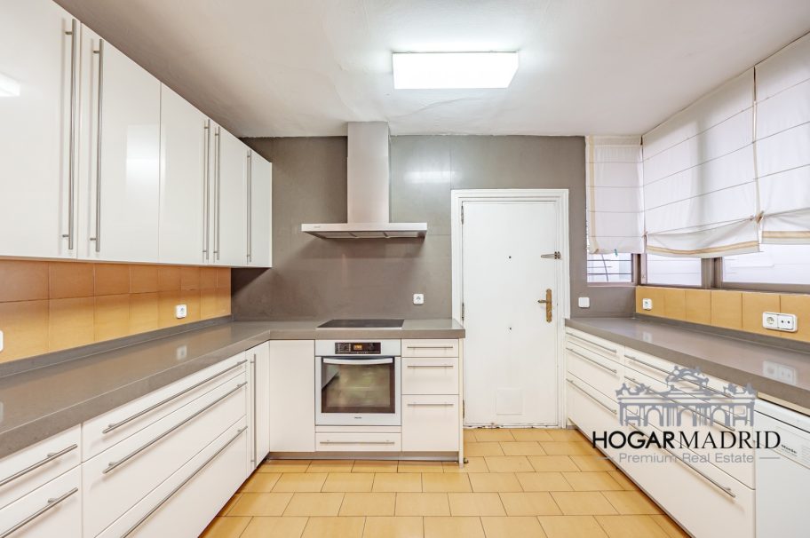 Almagro, con garaje y terraza