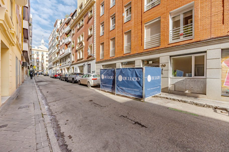 En Trafalgar, de lujo, con garaje