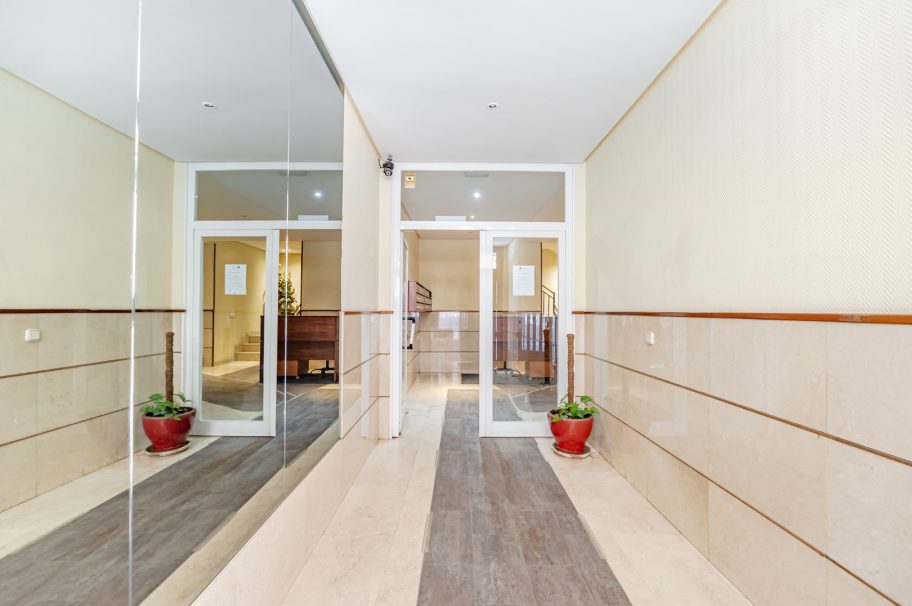 En Trafalgar, de lujo, con garaje