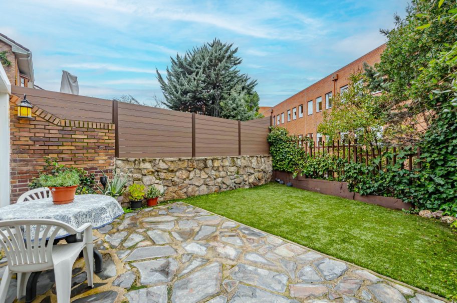 Excelente vivienda unifamiliar en urbanización privada