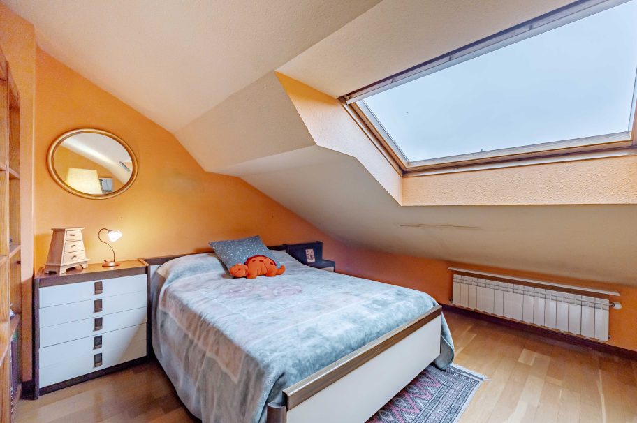 Excelente vivienda unifamiliar en urbanización privada