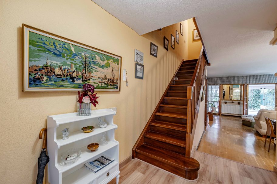 Excelente vivienda unifamiliar en urbanización privada