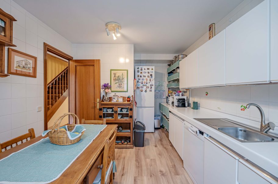 Excelente vivienda unifamiliar en urbanización privada