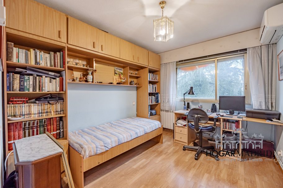 Urbanización de lujo, buen estado, con garaje y trastero