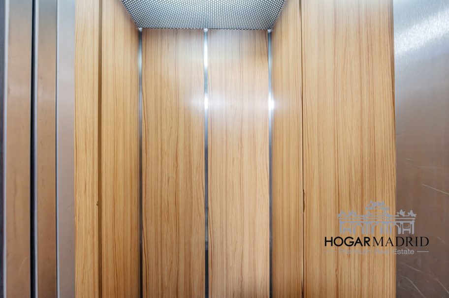 Urbanización de lujo, buen estado, con garaje y trastero