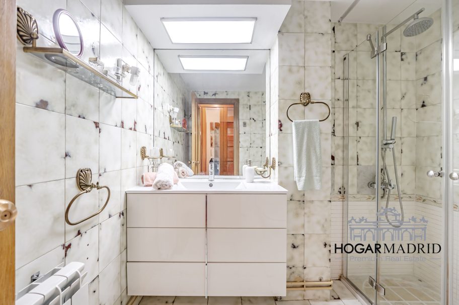 Urbanización de lujo, buen estado, con garaje y trastero