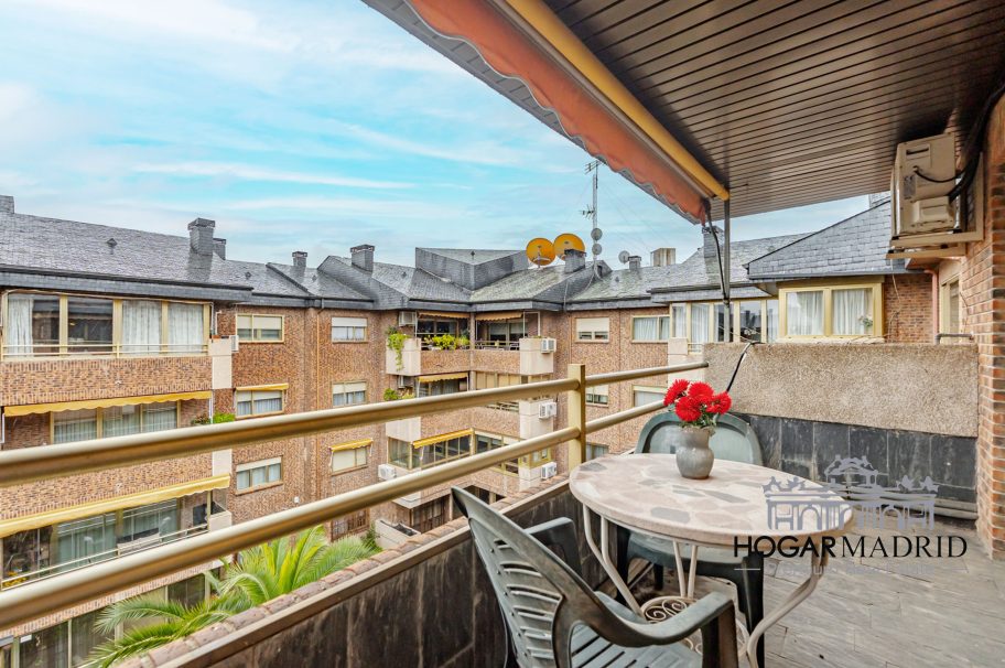 Urbanización de lujo, buen estado, con garaje y trastero