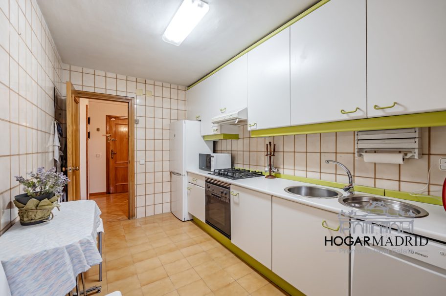 Urbanización de lujo, buen estado, con garaje y trastero