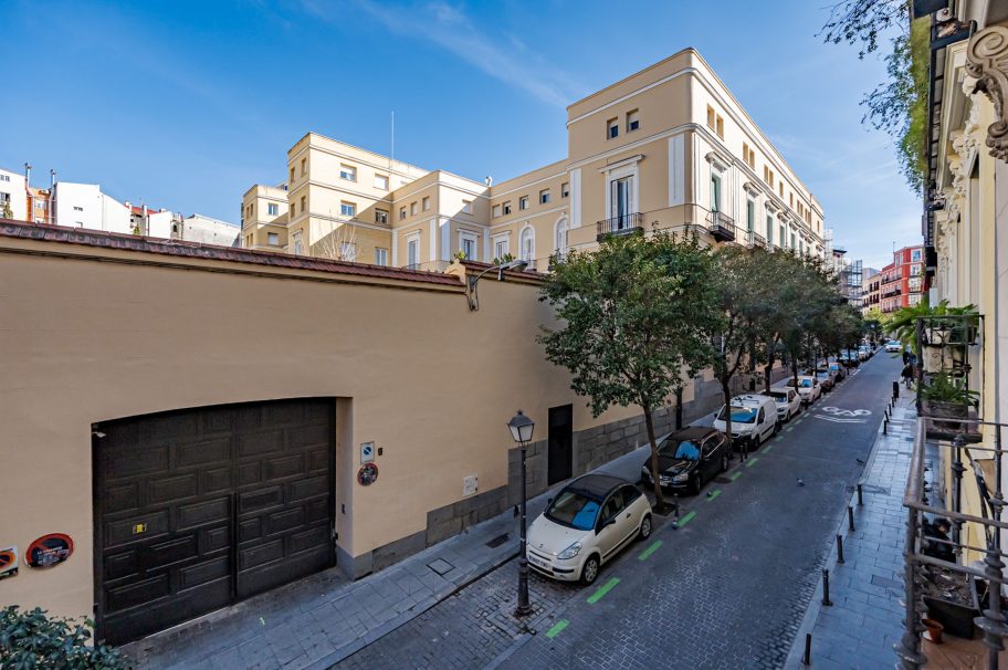 Piso clásico con garaje