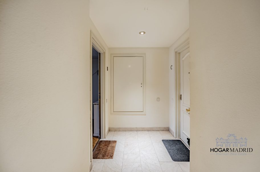 Urbanización de lujo, con garaje y trastero