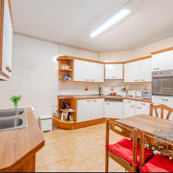 Fachada clásica, magníficas vistas