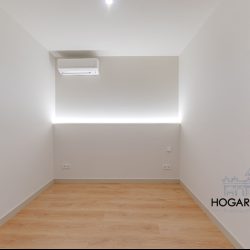 Apartamento de lujo a estrenar, con despacho