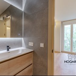 Apartamento de lujo a estrenar, con despacho