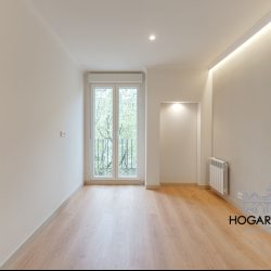 Apartamento de lujo a estrenar, con despacho