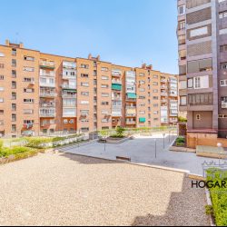 Junto al Santiago Bernabéu, vistas muy agradables, aparcamiento