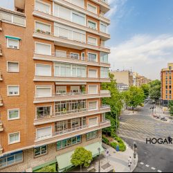 Edificio clásico, mirador