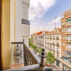 Edificio clásico, mirador