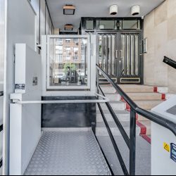 Oficina o despacho en edificio representativo