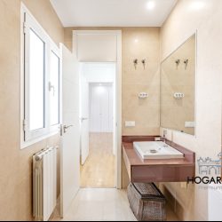 Luminoso, en excelente estado