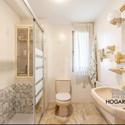 Alto, excelentes vistas, garaje