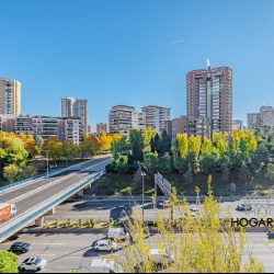 Alto, excelentes vistas, garaje