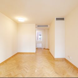 En Trafalgar, de lujo, con garaje