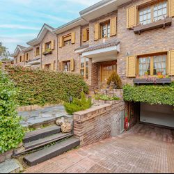 Excelente vivienda unifamiliar en urbanización privada