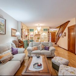 Excelente vivienda unifamiliar en urbanización privada