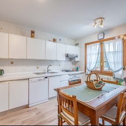 Excelente vivienda unifamiliar en urbanización privada